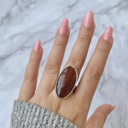 Red Tiger’s Elegance: Fiery Jewels Collection